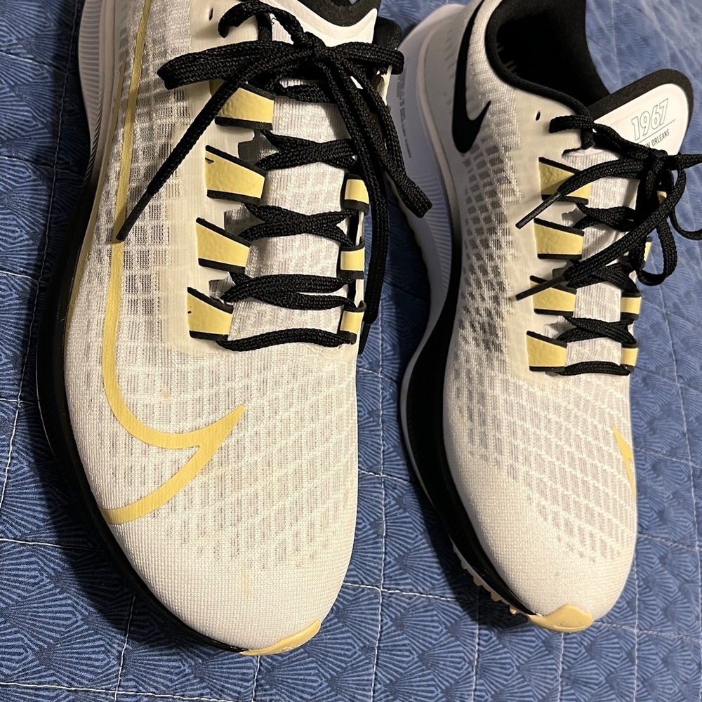 NBW Saints Nike Air Zoom Men’s Sneakers 9.5